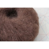 fil à tricoter en fibres de chèvre mohair, mouton et Polyamide Lurex®